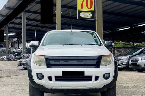 Second hand 2015 Ford Ranger 3.2L XLT AT 