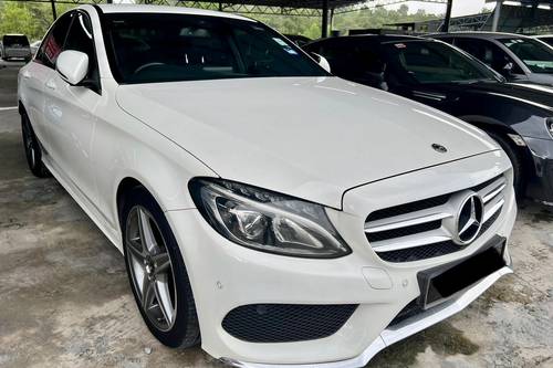 Second hand 2018 Mercedes Benz C-Class Saloon C 200 AMG Line 