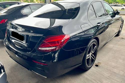 Old 2017 Mercedes Benz E-Class Saloon E 350 e AMG Line