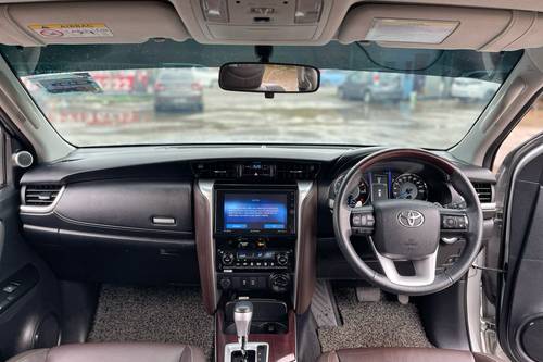 2nd Hand 2017 Toyota Fortuner 2.7 SRZ AT 4x4