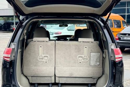 2008 Toyota Estima 2.4 Terpakai