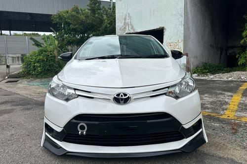 2015 Toyota Vios 1.5 E A  lama