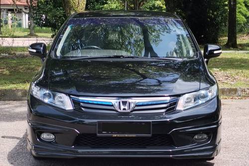 2nd Hand 2013 Honda Civic Hybrid 1.5L i-VTEC+IMA