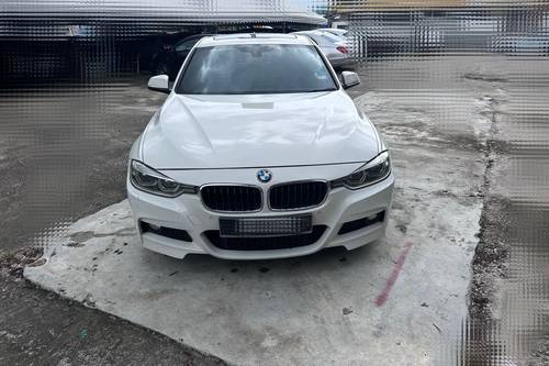 Second hand 2018 BMW 3 Series Sedan 330e M Sport 