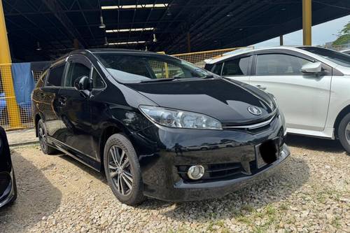 Second hand 2013 Toyota Wish 1.8 X 