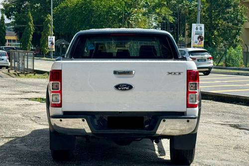 2015 Ford Ranger 3.2L XLT AT  lama