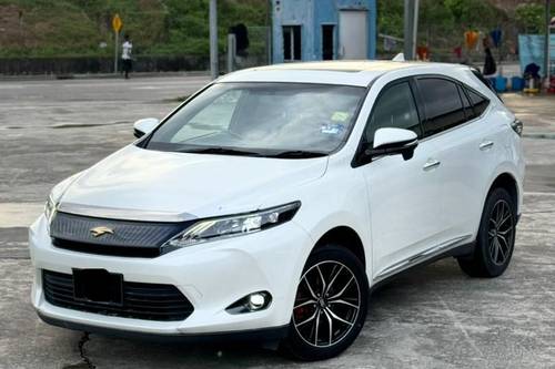 2014 Toyota Harrier 2.0 Luxury Terpakai