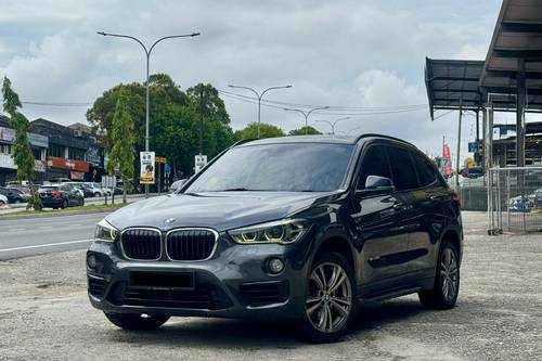 2016 BMW X1 sDrive20i CKD Terpakai