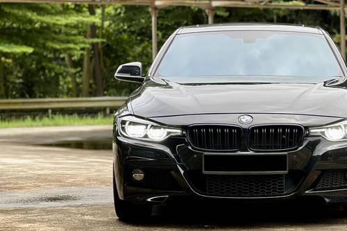 Second hand 2018 BMW 3 Series Sedan 330e M Sport 