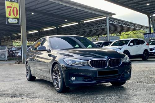 Second hand 2016 BMW 3 Series Sedan 328i 