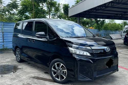 2019 Toyota Voxy 2.0 ZS Terpakai