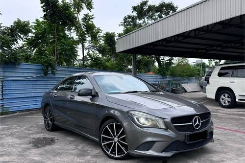 2015 Mercedes Benz CLA200 Terpakai