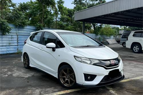 2015 Honda Jazz 1.5 E AT Terpakai