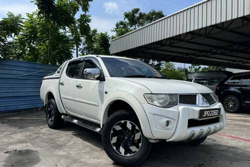 2013 Mitsubishi Triton 2.5 Terpakai