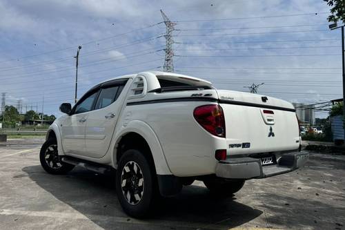 Second hand 2013 Mitsubishi Triton 2.5 