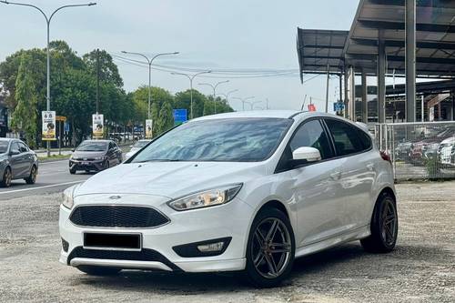 2016 Ford Focus Trend Terpakai