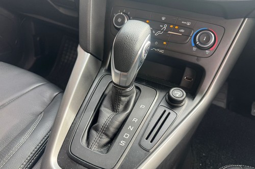 2016 Ford Focus Trend Terpakai