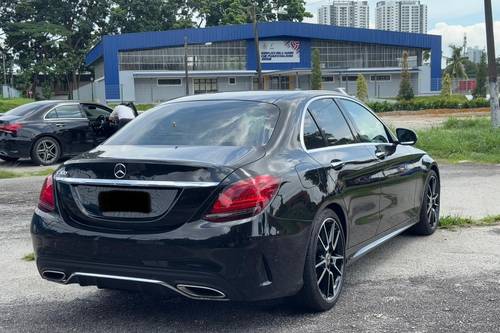 2nd Hand 2018 Mercedes Benz C-Class Saloon C300 2.0 AMG