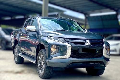 Terpakai 2020 Mitsubishi Triton VGT AT Adventure X untuk Dijual