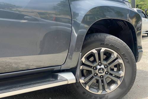 2020 Mitsubishi Triton VGT AT Adventure X Terpakai