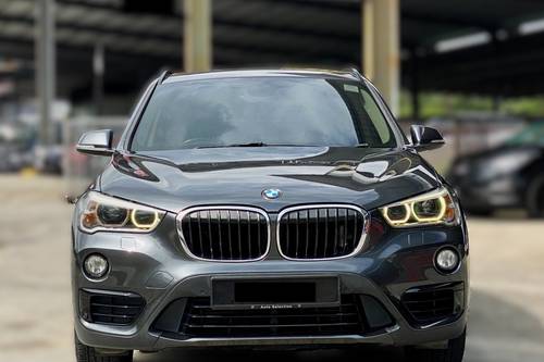 2016 BMW X1 sDrive20i Sport  lama