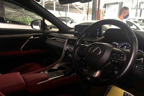 2019 Lexus RX 300 F Sport Terpakai