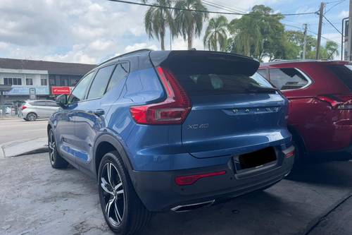 Used 2019 Volvo XC40 T5