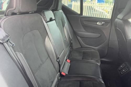 Used 2019 Volvo XC40 T5