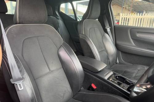 Used 2019 Volvo XC40 T5