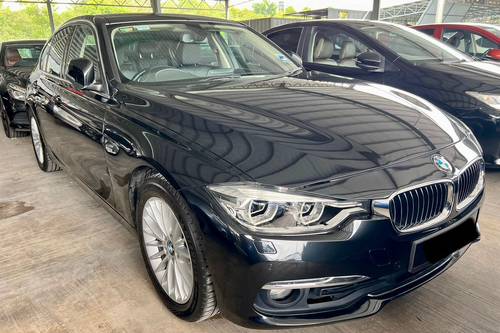 2018 BMW 318i 1.5 Luxury Terpakai