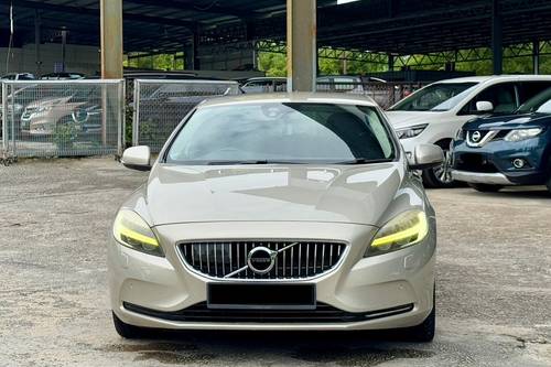 Second hand 2017 Volvo V40 T5 