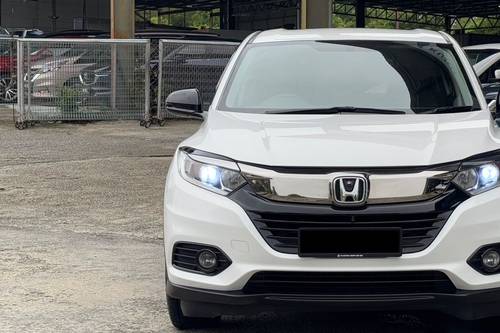 Second hand 2019 Honda HR-V 1.5L V Hybrid 