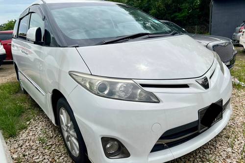 2010 Toyota Estima 2.4 Terpakai