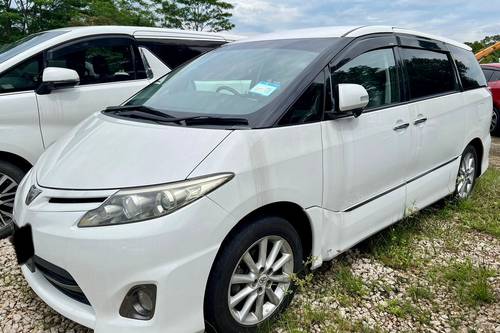 Second hand 2010 Toyota Estima 2.4 