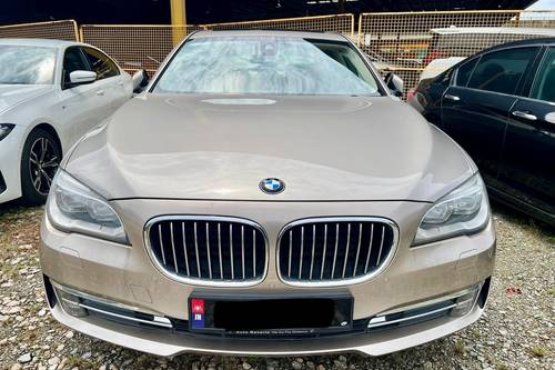 2014 BMW 7 Series Sedan 730LI 3.0  lama