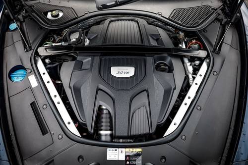 2018 Porsche Panamera 4 Terpakai