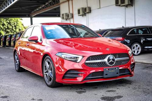 2020 Mercedes Benz A180 1.3 AMG Hatchback Unregistered Terpakai