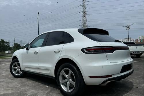 Second hand 2017 Porsche Macan Standard 