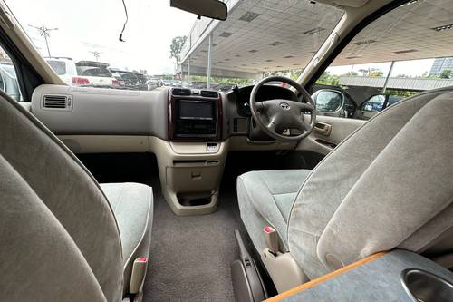 2nd Hand 2009 Toyota Hiace Petrol AT