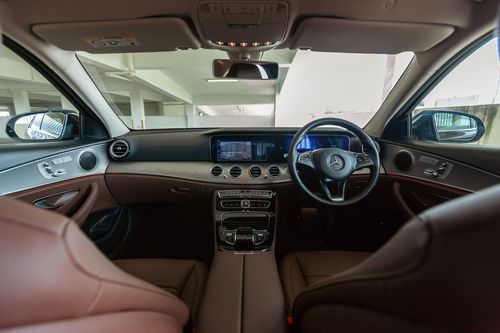 2016 Mercedes Benz E-Class Saloon E 200 Avantgarde Terpakai