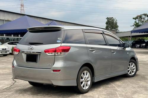 Second hand 2011 Toyota Wish 2.0 