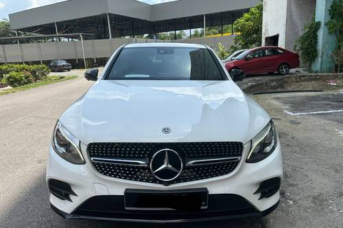 2019 Mercedes Benz GLC-Class 300 AMG Line  lama