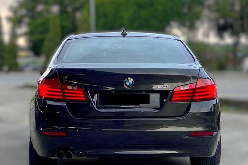 2015 BMW 5 Series Sedan 520i Terpakai