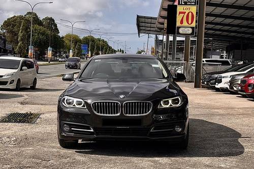 Second hand 2015 BMW 5 Series Sedan 520i 