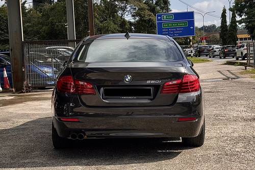 2nd Hand 2015 BMW 5 Series Sedan 520i