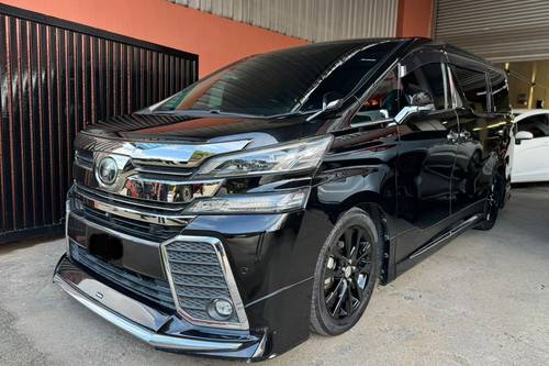 Second hand 2016 Toyota Vellfire 2.5L 