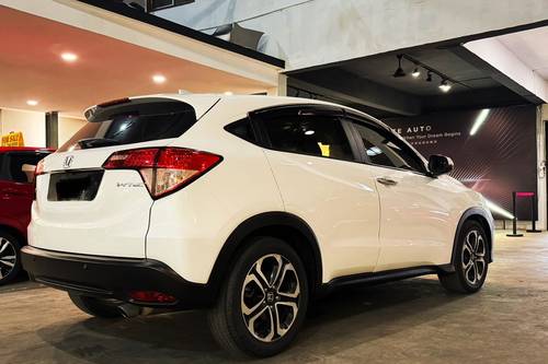 Second hand 2017 Honda HR-V 1.8L V 