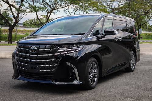 Used 2023 Toyota Alphard 2.5 Z