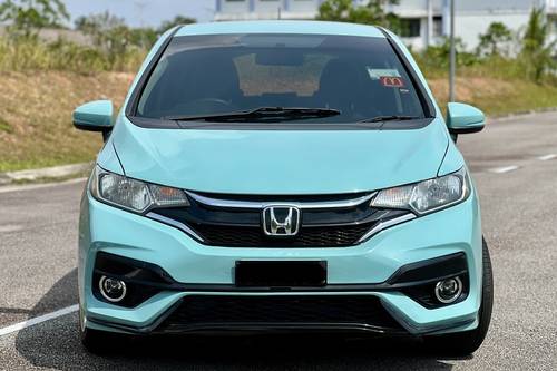 Second hand 2015 Honda Jazz 1.5 E AT 