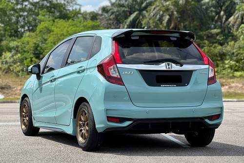 Old 2015 Honda Jazz 1.5 E AT